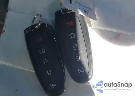 2017 Ford Escape Titanium из США, поврежденный, VIN 1FMCU9J91HUB91088